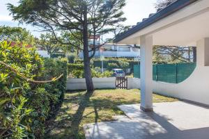 M051 - Marcelli, villetta con giardino vicino al mare