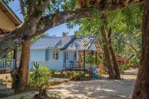 Baanbua bungalows Koh Chang Ranong