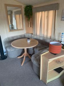 Seafront Cozy Static Caravan with Sea Vievs