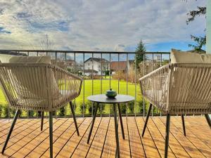 FLAIR Apartments Vorarlberg - Stilvolles Wohnen nahe Bodensee & Alpen - Küche, Balkon & Gratis Parkplatz