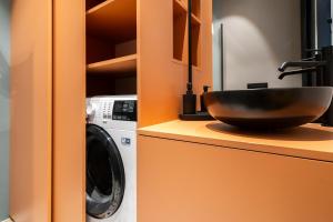 Kościuszki Lavish Apartment by BookingHost