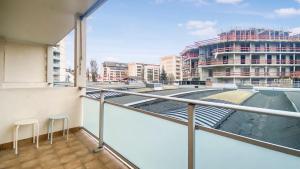 Maisons d'hotes HOMEY LA COLOC BRILLANT - Colocation haut de gamme de 3 chambres uniques et privees / Proche centre-ville et transports en commun / Balcons / Wifi gratuit : photos des chambres