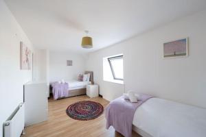 Woodside Barn Stunning 7 bed Barn conversion