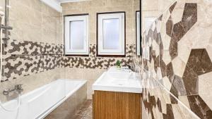 Maisons d'hotes COLOC PASTEUR - Belle colocation de 3 chambres - Hypercentre - Proche Gare et Tram - Wifi gratuit : photos des chambres