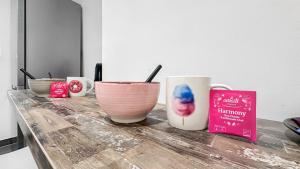 Maisons d'hotes COLOC PASTEUR - Belle colocation de 3 chambres - Hypercentre - Proche Gare et Tram - Wifi gratuit : photos des chambres