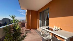 Appartements HOMEY VINTAGE - Hypercentre - Proche Gare et Tram - Terrasse privee - Wifi gratuit : photos des chambres