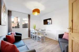 NEW! 4BR in Stafford Place - Hutton Henry