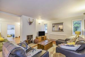 The Laurels - Wifi, Parking, 4 Bedrooms, Gatwick