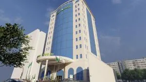 Holiday Inn Riyadh AI Malaz by IHG - 阿尔卡吉