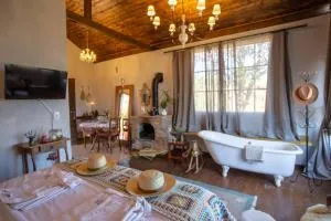 Chalé Vilarejo - Vila Monte Cunha - 拉戈伊尼亚