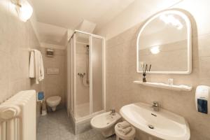 Camera Tripla con Vista Montagna