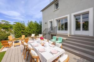 Maisons de vacances NEW Remodeled Home 4Bed/3.5Bath, Walking to BEACH! : photos des chambres