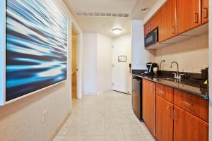 Trump International Beach Resort Deluxe 2 Queen Ocean Front