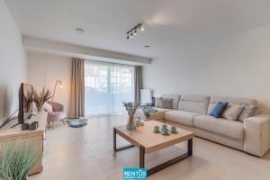 Thyline One - new spacious apartment for 8 persons