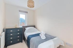 Redhill,Sleeps9,Parking,17minsLGW30 to London