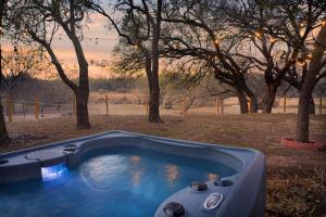 Riverview Ranch - Hot Tub Fire Pit & More