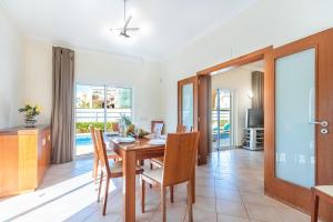 Villa Coute Real