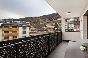 Paradeis Apartments