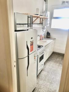 Departamento zona Güemes, a dos cuadras del mar ,Dos ambientes,céntrico