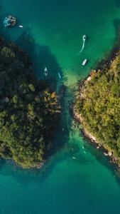 Casa Quintal - Pé na Areia - Araçatiba Ilha Grande