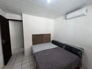 A86 - Casa 02 dormitórios no centro.