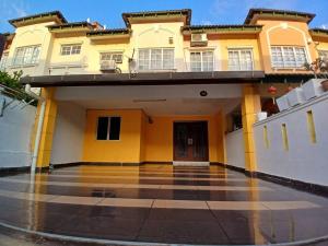 Cartoon world homestay
