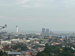 NNGG Condo-Residences