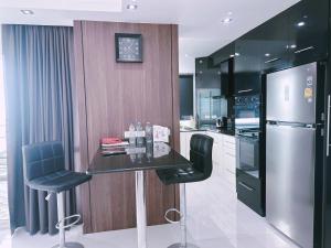 Amazing big balcony Seaview Dontan beachfront