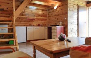 2 Bedroom Amazing Home In Darlowo Wicie