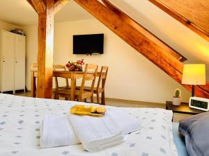 Apartment im Zentrum - Nähe Restaurant & Waschsalon - WLAN, Parkplatz, Bad & mehr