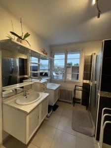 Maisons de vacances La Maison des Reves - 8 pers - Centre - Reve au Mans : photos des chambres