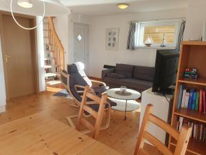 FLOATING HOUSES - "schwimmende Ferienhäuser" - Kröslin Haus 2