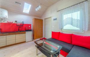 Pet Friendly Home In Darlowo Wicie