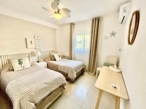 Bright Apartment in Mijas Costa with Shared Pool