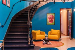 Charm near Roma Luxurious Mansion for Groups