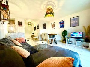 Appartements Bel Appartement T3 de 60m2 avec Parking, Terrasse, proche du Metro et du Periph : Appartement 2 Chambres