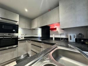 1 Cozy Double Room with Shared Space