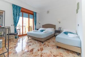 "Maiori" Cozy 3 Bedroom, 3 Bathroom House in the Heart of Maiori