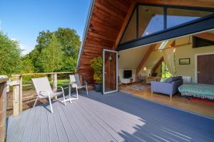 L'Atelier - Alpine-style chalet - Levens的三星级酒店