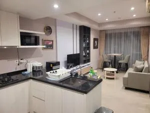 Homey 1 BR Apt at Branz BSD - 卡拉瓦奇