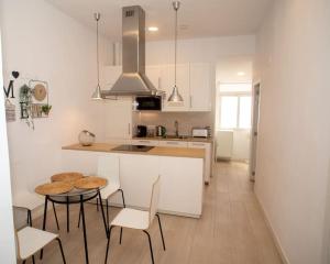 Apartamento acogedor frente a Torres de Serrano