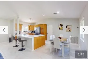 The Coral Wave - بلانتايشن