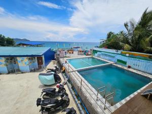 Three C’s Beach Resort