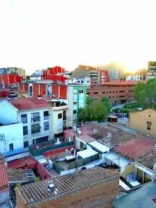 Habitación doble exterior en piso compartido - Rubí