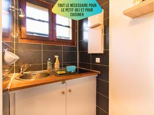 Le PicVert - Ideal couples & professionals - FREE Parking - 400m Hospital - 15min Train station & HISTORIC Center - Air conditionner - Calm & Cosy