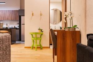 Two Apartments One Stay Group Living