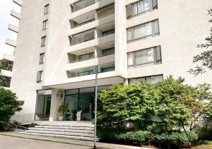 Apartamento a pasos del Parque Arauco con piscina en Las Condes - Aire acondicionado