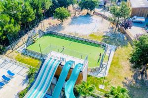 MH 515 AMIRA TOUT CONFORT 3ch et 2sdb dans camping 4étoiles avec parc aquatique