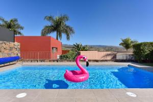 Villa Vista Salobre Luxury Retreat In Gran Canaria Private Outdoor Heatable Pool Bbq Facilities Shaded Outdoor Dining Area Salobre Golf,