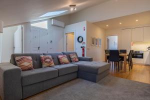 Lisbon views by Innkeeper